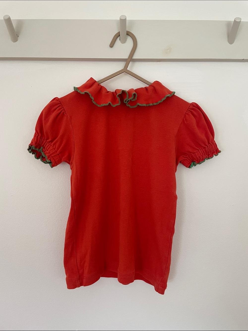 Red Ruffle Collar Short Sleeve Top
